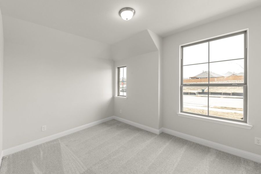 Spacious, unfurnished interior of a new home in Heartland, Heartland (Image 20).