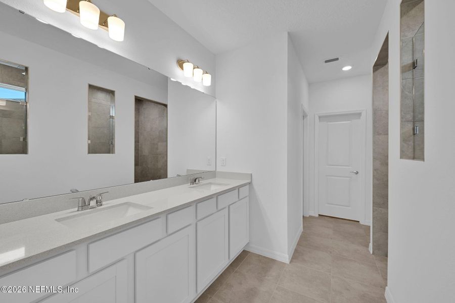 Furnished interior view inside a new home in Hyland Trail, Green Cove Springs (Image 8).