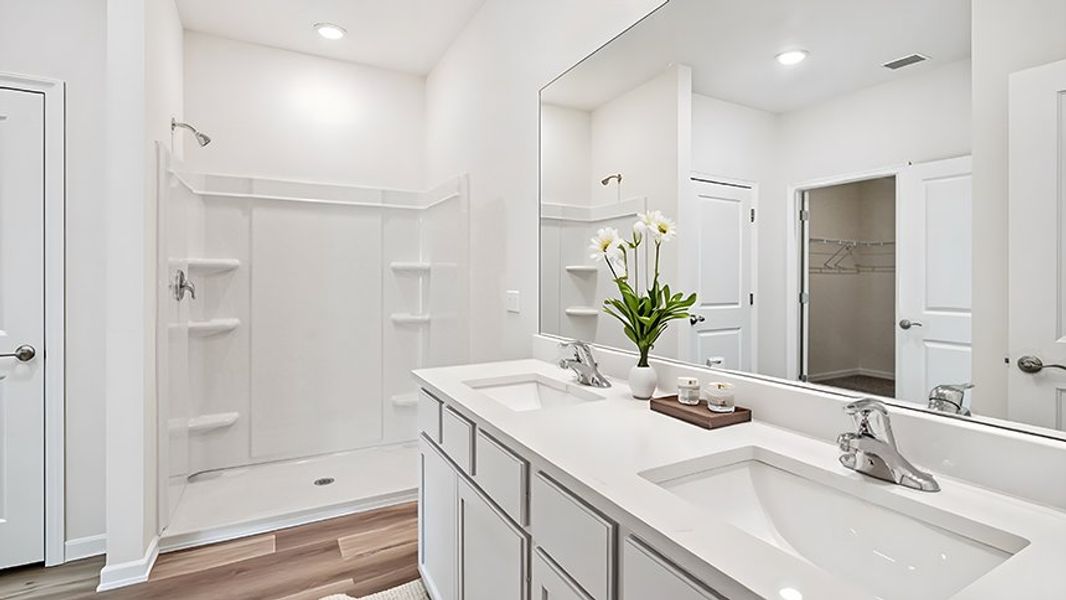 Representative furnished interior of a home built from the Covington by D.R. Horton in Somerset Bay, Spring Hill (Image 8). Representative furnished interior of a home built from the Covington by D.R. Horton in Somerset Bay, Spring Hill (Image 8).