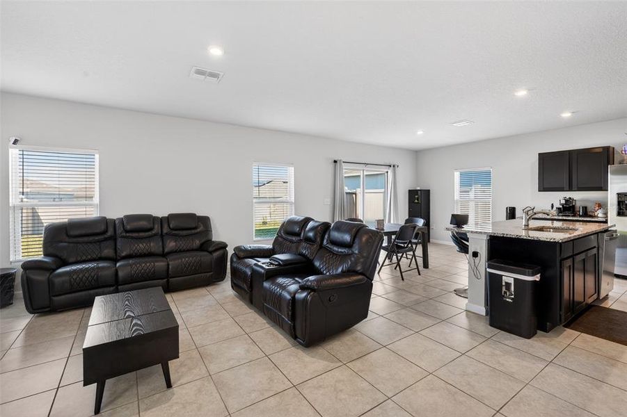 Furnished interior view inside a new home in , Haines City (Image 9).