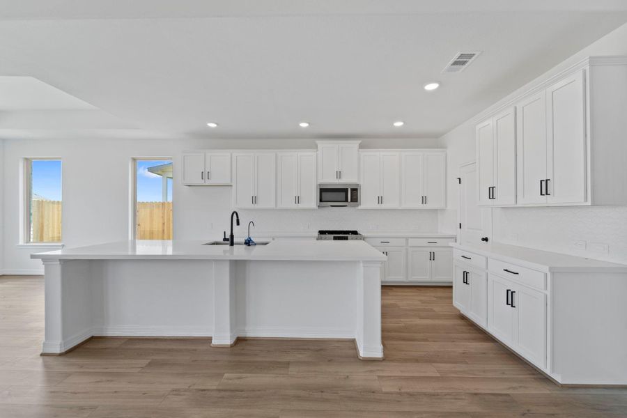 Note: Sample product photo. Actual exterior and interior selections may vary by homesite. Photo may be virtually staged