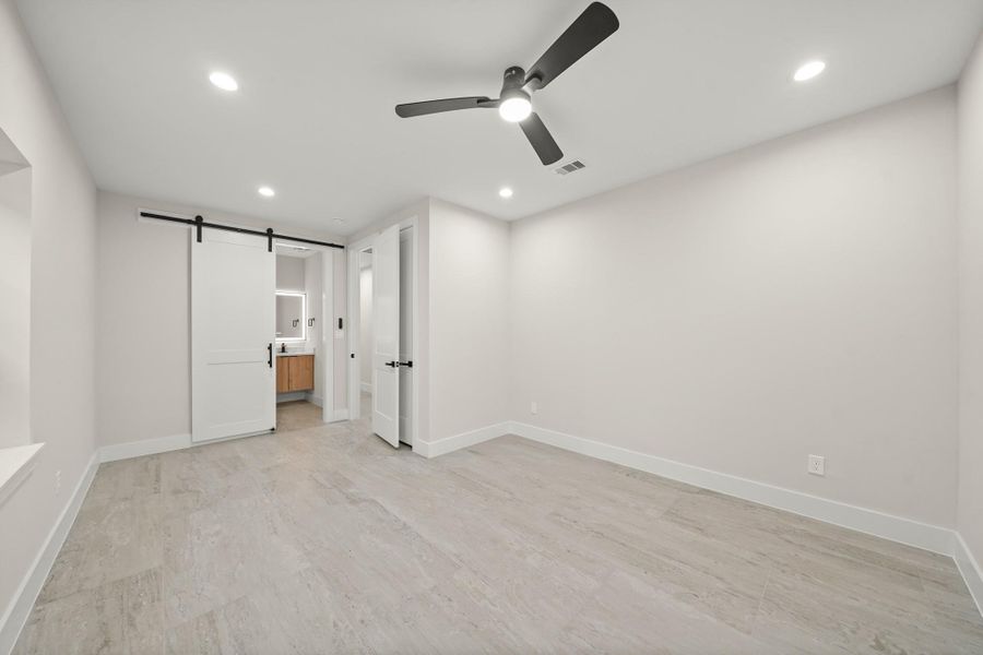 4th Bedroom with 3 Third full bath