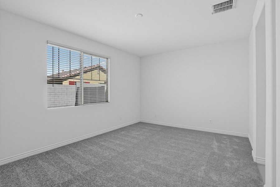 Spacious, unfurnished interior of a new home in Parkside, Avondale (Image 12).