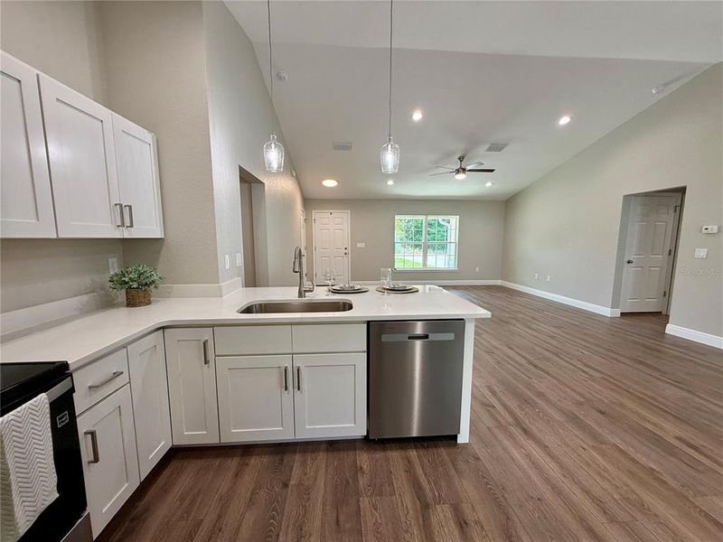 Furnished interior view inside a new home in , Ocala (Image 7).