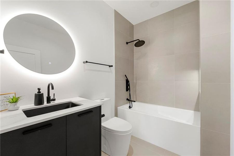 Furnished interior view inside a new home in , Atlanta (Image 8).