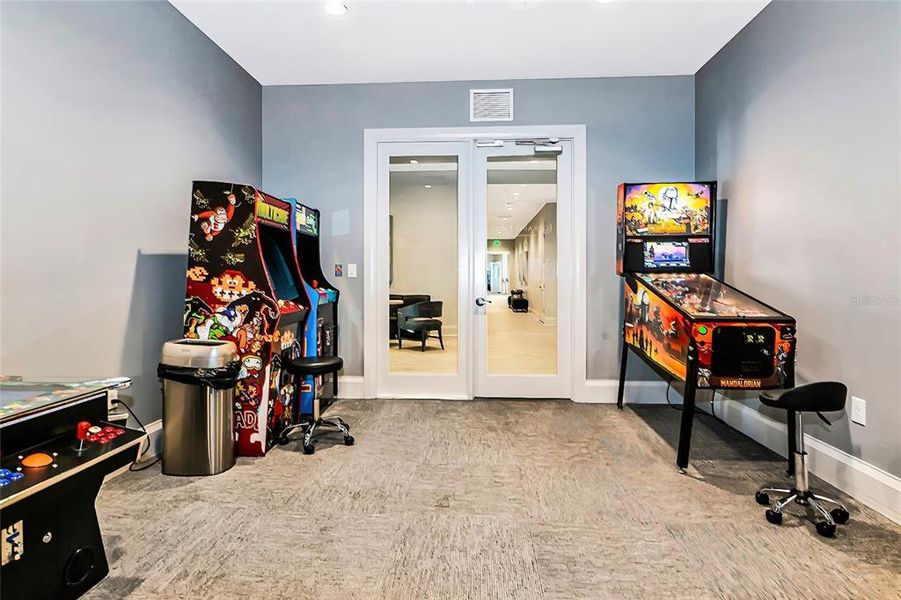 Furnished interior view inside a new home in Lorraine Lakes at Lakewood Ranch, Lakewood Ranch (Image 38).