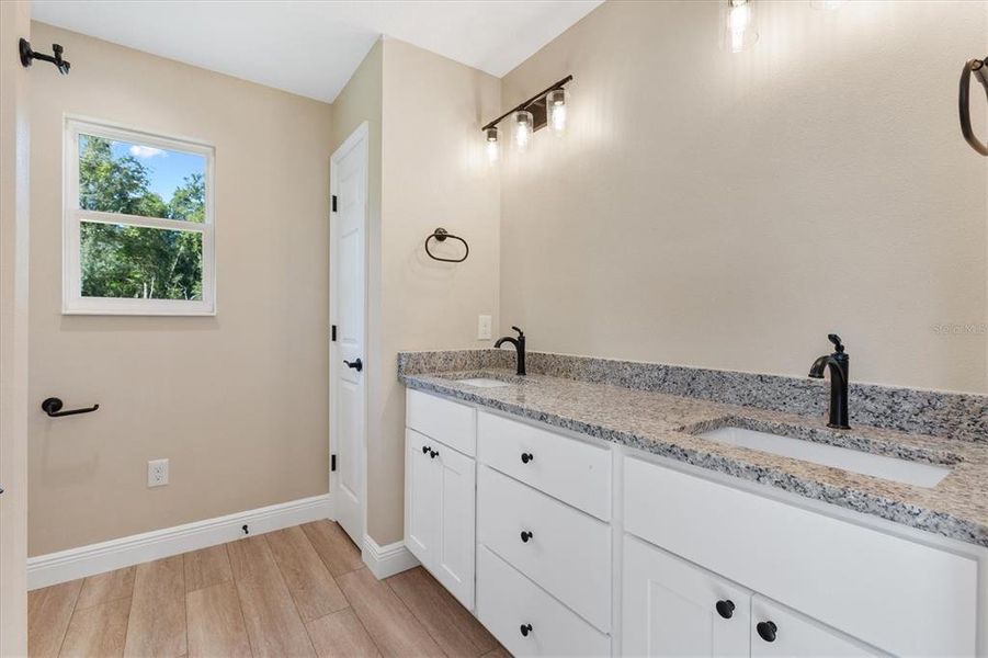 Furnished interior view inside a new home in , Bushnell (Image 6).