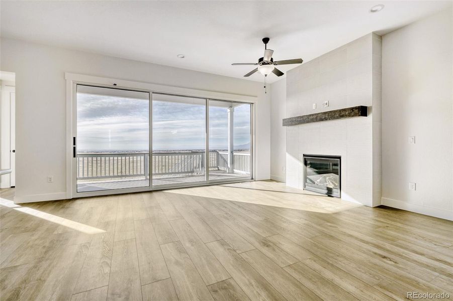 Spacious, unfurnished interior of a new home in Timber Ridge, Colorado Springs (Image 16).