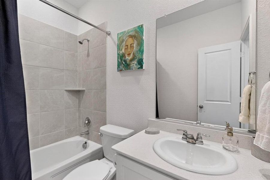 Furnished interior view inside a new home in , McKinney (Image 13).