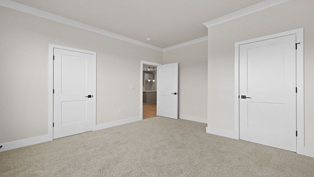 Spacious, unfurnished interior of a new home in Adams Glen, Greenville (Image 21).