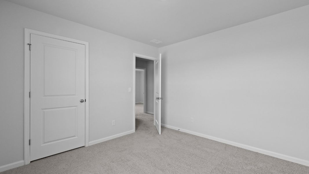 Spacious, unfurnished interior of a new home in Grand Oaks, Columbia (Image 22).