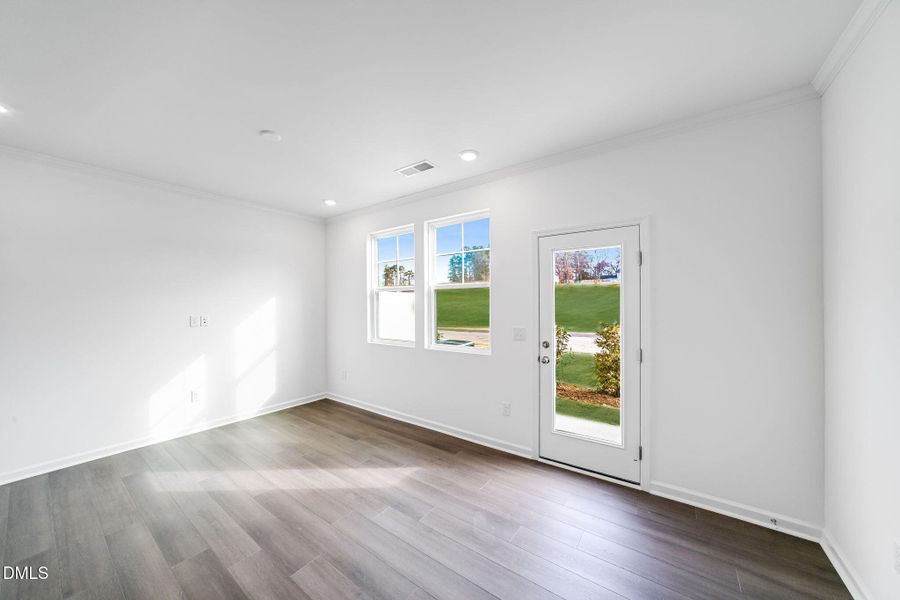 SUN_ElmGrove_Pic_Jackson-11