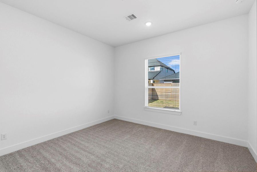 Spacious, unfurnished interior of a new home in Meridiana, Manvel (Image 17).