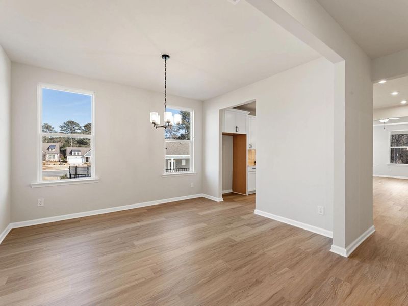 Spacious, unfurnished interior of a new home in Kelly Preserve, Loganville (Image 11).
