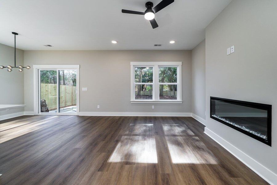 Spacious, unfurnished interior of a new home in , North Charleston (Image 13).