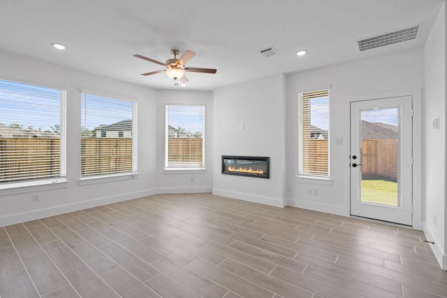 Spacious, unfurnished interior of a new home in Sienna, Missouri City (Image 14). Spacious, unfurnished interior of a new home in Sienna, Missouri City (Image 14).