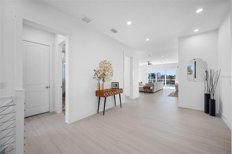 Furnished interior view inside a new home in , Treasure Island (Image 19).