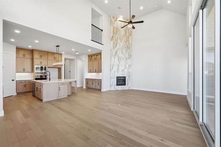 Spacious, unfurnished interior of a new home in Star Trail, Prosper (Image 19).