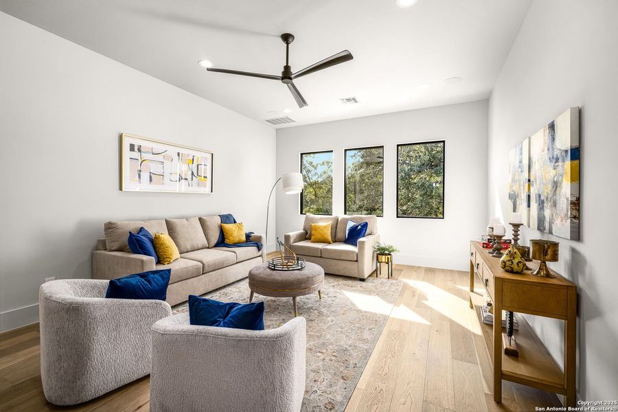 Furnished interior view inside a new home in , New Braunfels (Image 19). Furnished interior view inside a new home in , New Braunfels (Image 19).