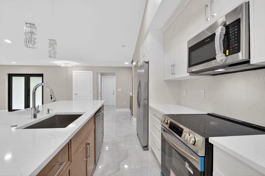 67-web-or-mls-P1171228