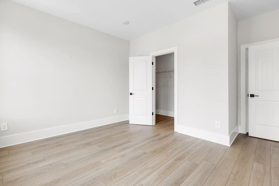 Spacious, unfurnished interior of a new home in Echo Park, Suwanee (Image 25). Spacious, unfurnished interior of a new home in Echo Park, Suwanee (Image 25).