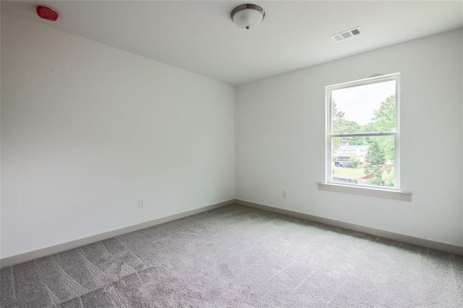 Spacious, unfurnished interior of a new home in , Lawrenceville (Image 8).