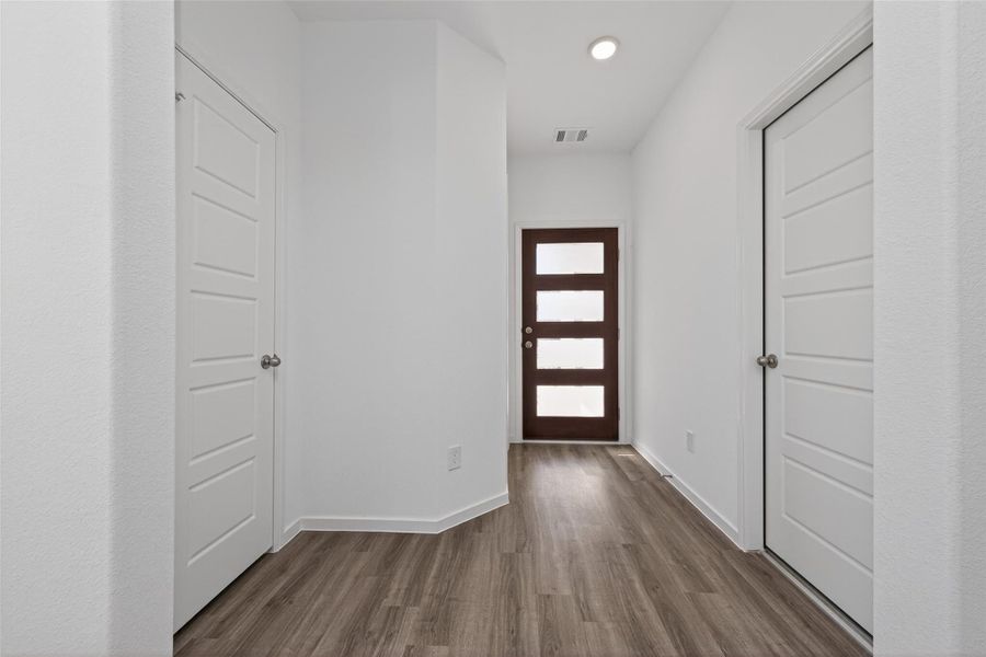 Spacious, unfurnished interior of a new home in Enclave at Willis, Willis (Image 23).