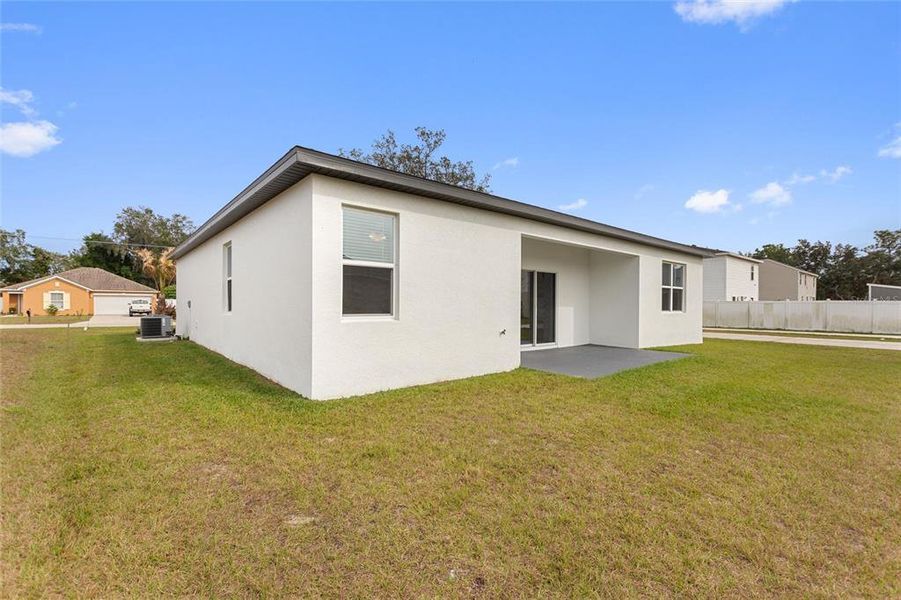 Exterior details and patio area of a home in , Kissimmee (Image 22).