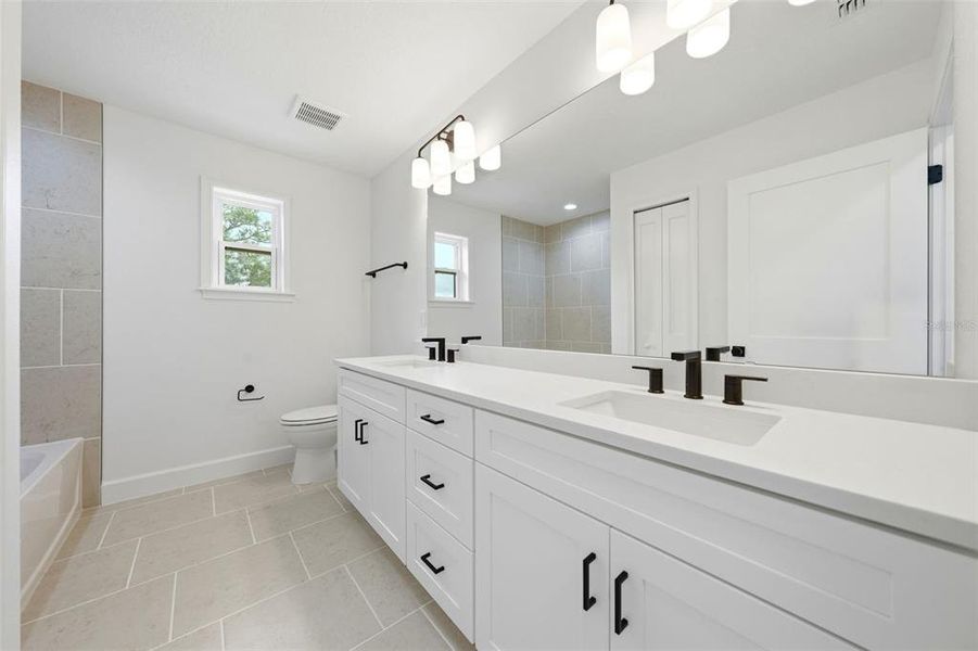 Furnished interior view inside a new home in , Eustis (Image 39).