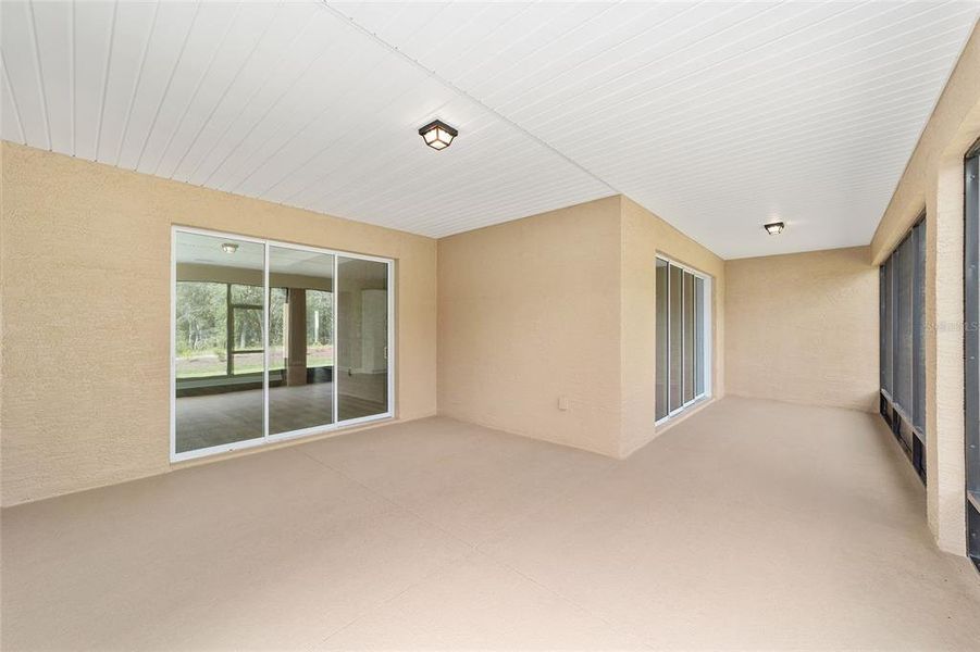 Spacious, unfurnished interior of a new home in , Ocala (Image 36).