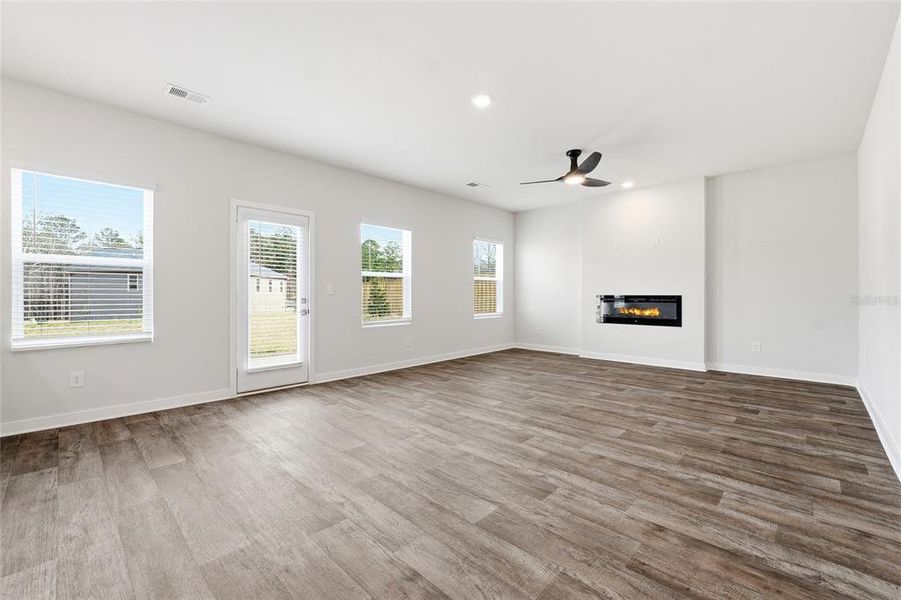 Spacious, unfurnished interior of a new home in Fern Dale, Fairburn (Image 14).