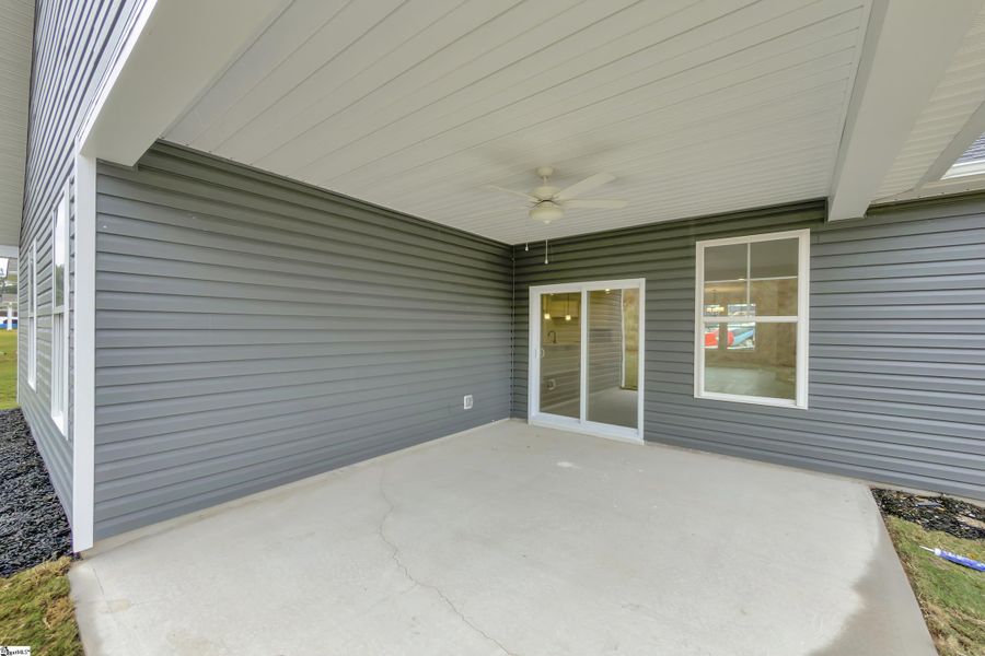 Exterior details and patio area of a home in Lynbrook, Boiling Springs (Image 18).