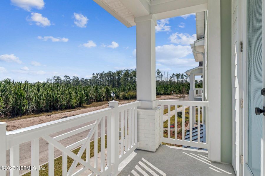 Exterior details and patio area of a home in , Jacksonville (Image 20).
