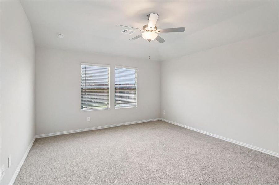 Photo is not of the actual home, but is an inspirational photo of builder’s model home and may depict options, furnishings, and/or decorator features that are not included. Photo is not of the actual home, but is an inspirational photo of builder’s model home and may depict options, furnishings, and/or decorator features that are not included.