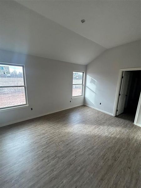 Spacious, unfurnished interior of a new home in , Abilene (Image 3).