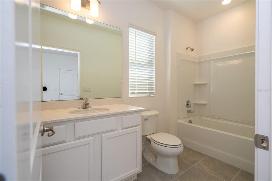 Furnished interior view inside a new home in , Orlando (Image 11).