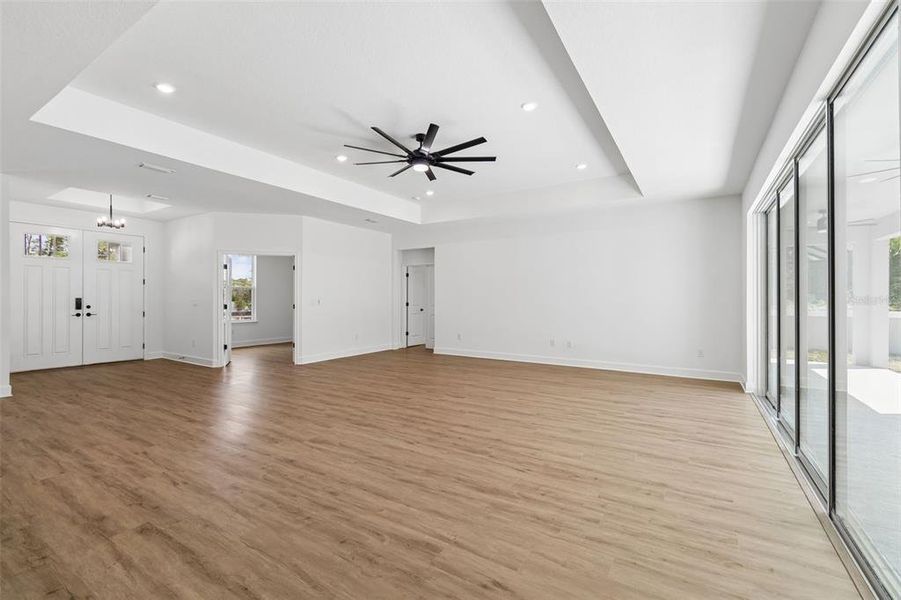 Spacious, unfurnished interior of a new home in , Weeki Wachee (Image 55).