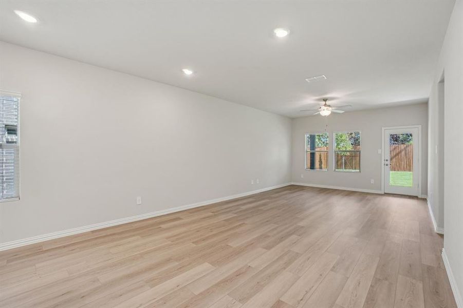 Photo is not of the actual home, but is an inspirational photo of builder’s model home and may depict options, furnishings, and/or decorator features that are not included.