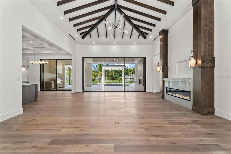 Spacious, unfurnished interior of a new home in , Sarasota (Image 26).