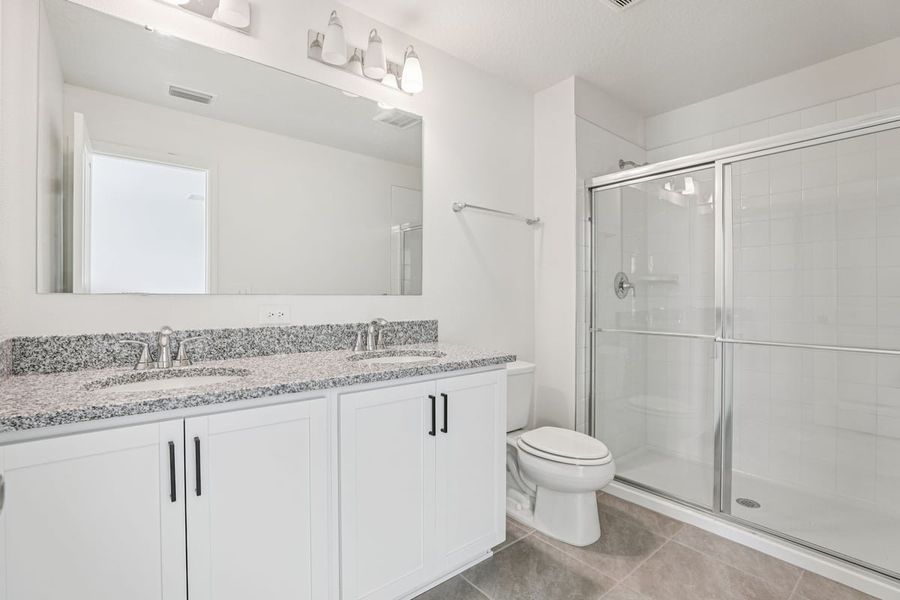 Furnished interior view inside a new home in Reserve at Forest Lake Townhomes, Lake Wales (Image 8).