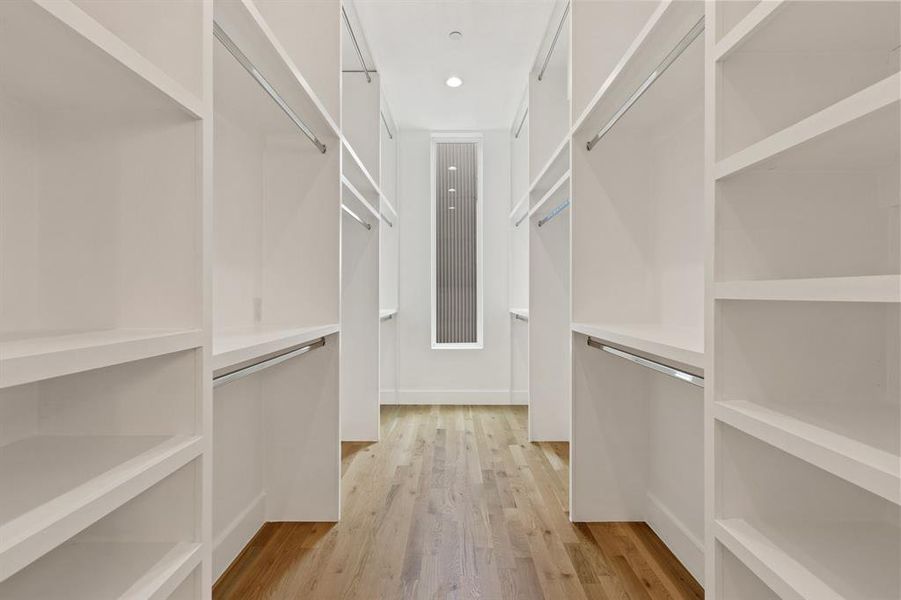 Image 27 of a home in . Image 27 of a home in .