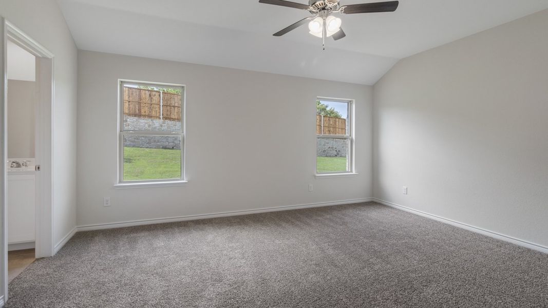 Spacious, unfurnished interior of a new home in Trailstone, Caddo Mills (Image 24).