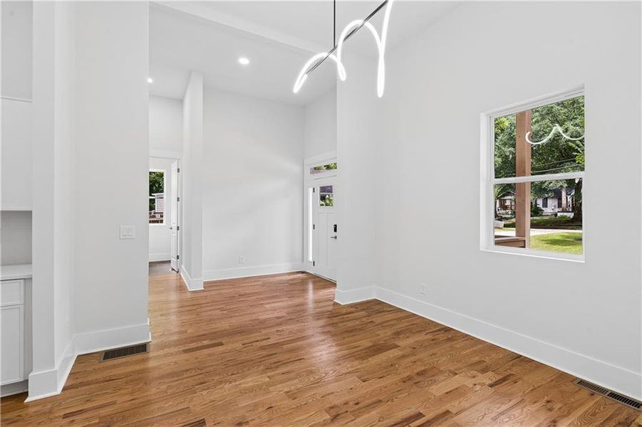 Spacious, unfurnished interior of a new home in , Atlanta (Image 28). Spacious, unfurnished interior of a new home in , Atlanta (Image 28).