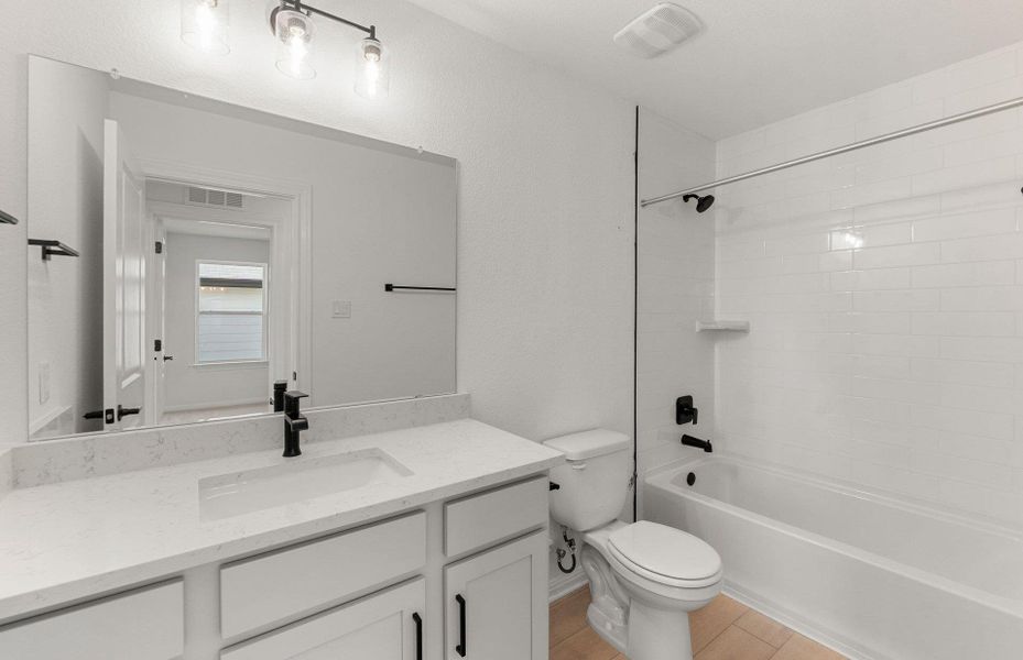 Furnished interior view inside a new home in Horizon Lake, Leander (Image 3). Furnished interior view inside a new home in Horizon Lake, Leander (Image 3).