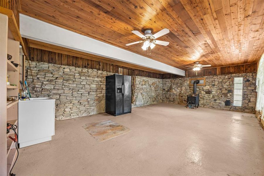 Image 14 of a home in . Image 14 of a home in .