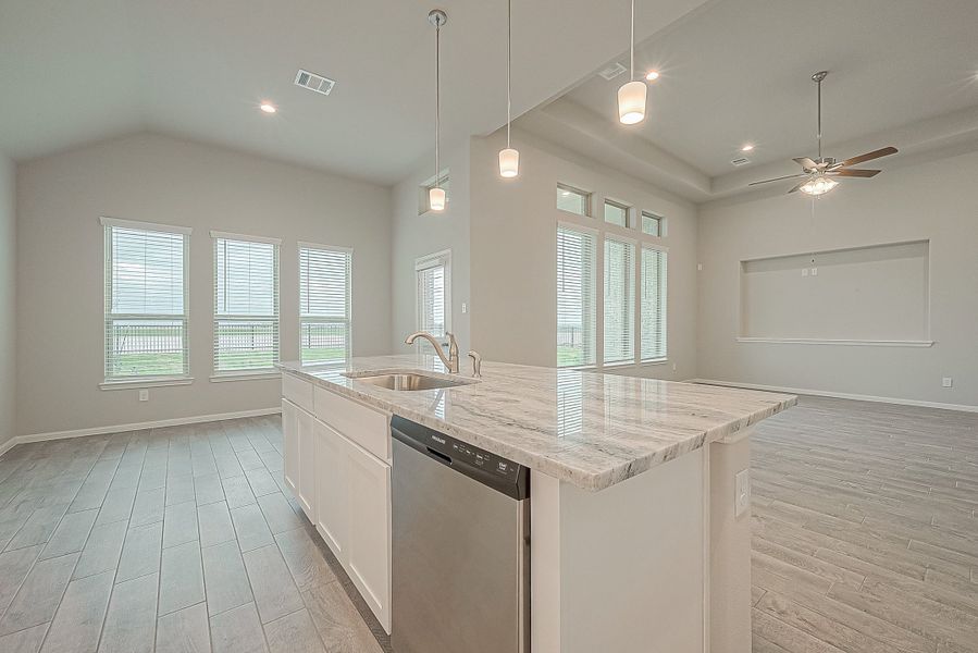 Image 54 representing the Floor Plan 2050 by Colina Homes in Grand Magnolia, Magnolia, TX.