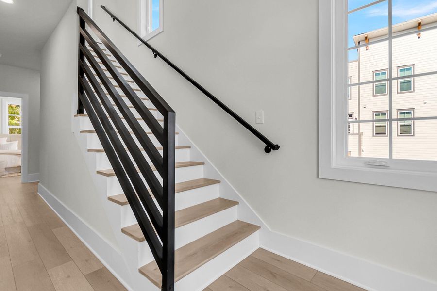 Spacious, unfurnished interior of a new home in , North Charleston (Image 27).