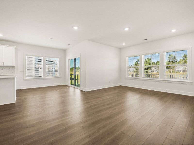 Spacious, unfurnished interior of a new home in The Coves at Lakes of Cane Bay, Summerville (Image 23). Spacious, unfurnished interior of a new home in The Coves at Lakes of Cane Bay, Summerville (Image 23).