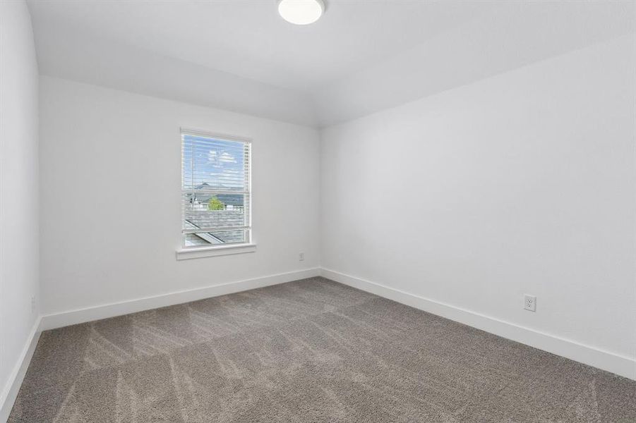 Spacious, unfurnished interior of a new home in Painted Tree Woodland West, McKinney (Image 31).