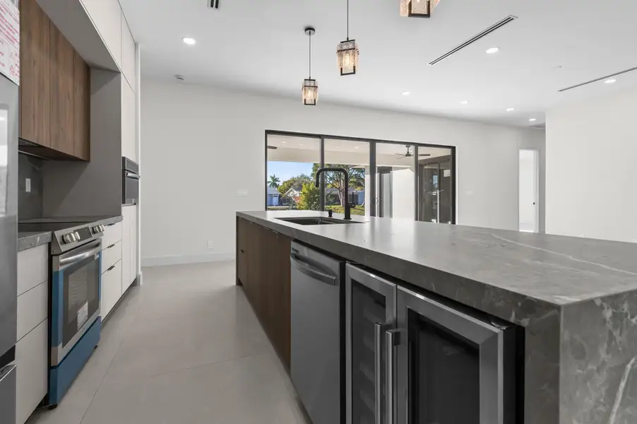 10 Kitchen 04